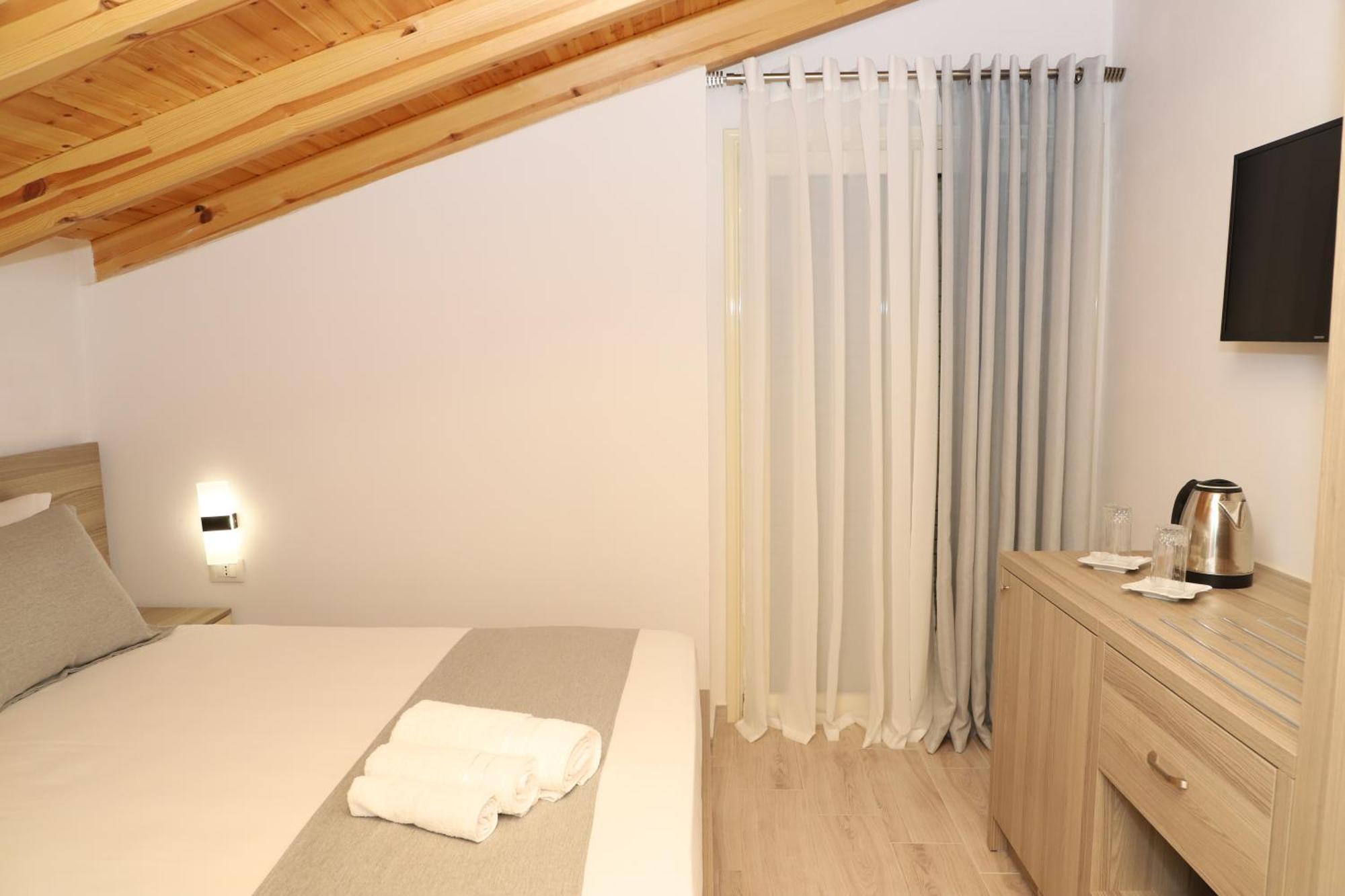 Guesthouse Kazazi Berat Zewnętrze zdjęcie