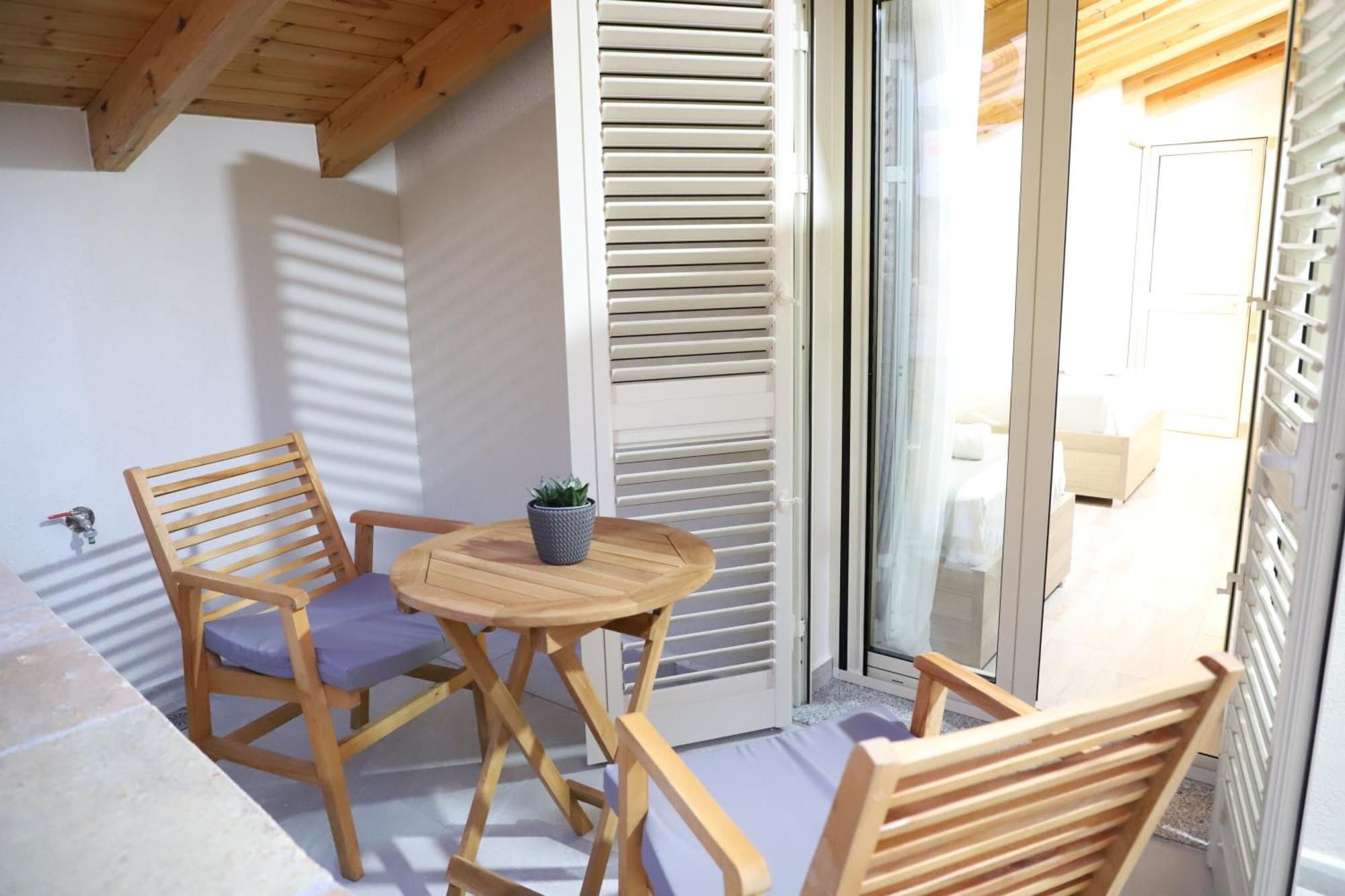 Guesthouse Kazazi Berat Zewnętrze zdjęcie