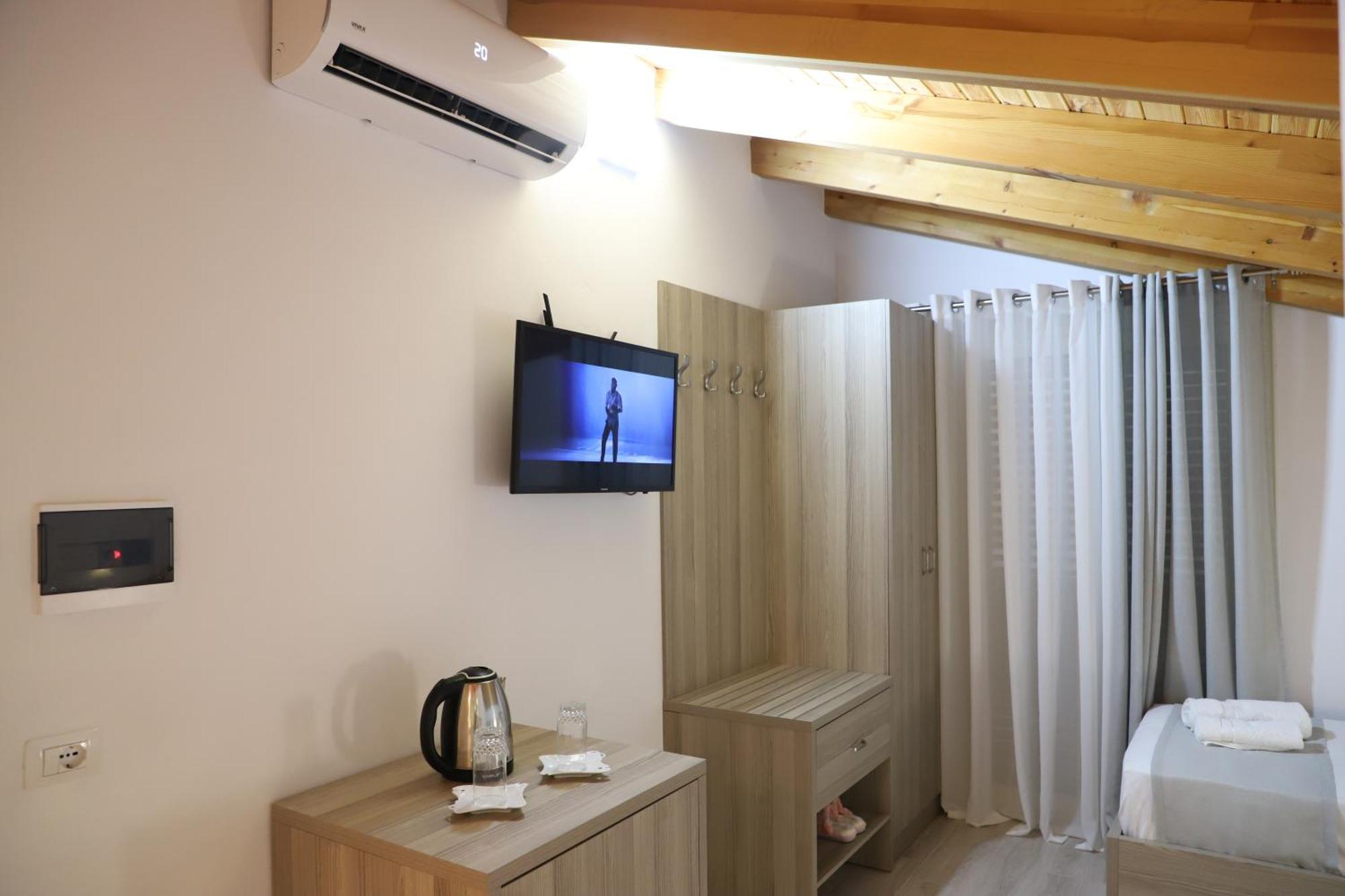 Guesthouse Kazazi Berat Zewnętrze zdjęcie
