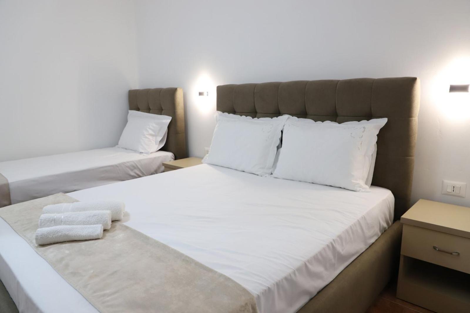 Guesthouse Kazazi Berat Zewnętrze zdjęcie